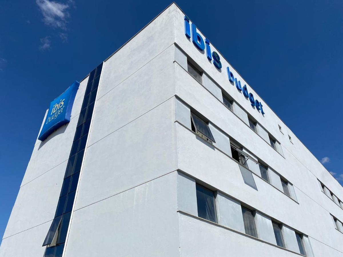 Ibis Budget Itaperuna Exterior foto