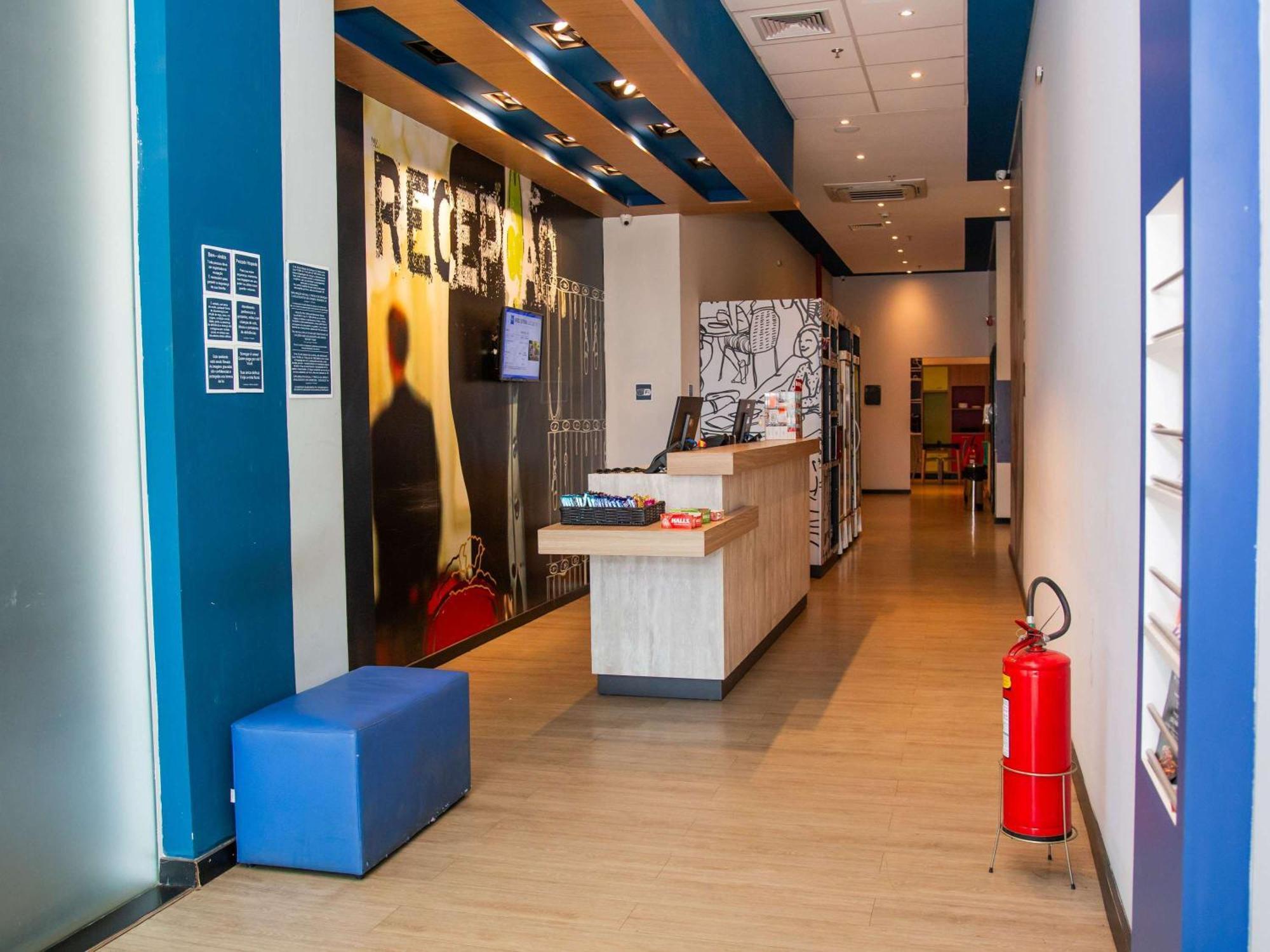 Ibis Budget Itaperuna Exterior foto